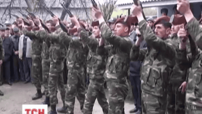 В ночь на субботу Нагорный Карабах после 22-летнего затишья взорвался артиллерийскими залпами