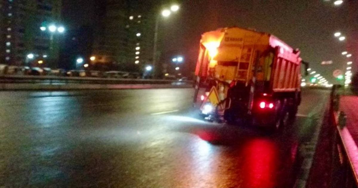 У Києві стрімко погіршується погода: на дороги виведено спецтехніку