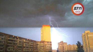 гроза в Києві_3 / © facebook/dtp.kiev.ua