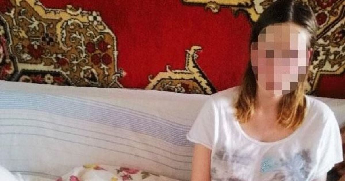 В Ровно психически больная женщина зарезала свою месячную дочь