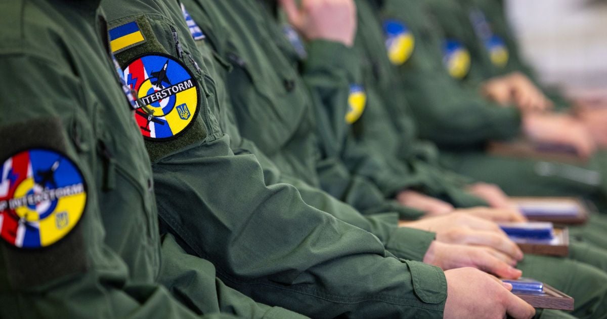 Випуск перших українських пілотів винищувачів F-16