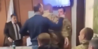 Сын мэра ударил кулаком военного в городе Березань Киевской области: за дело взялась полиция (видео)