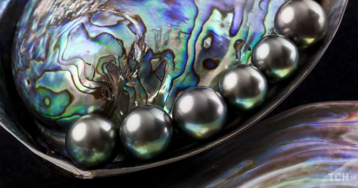 Черный жемчуг - камень дня