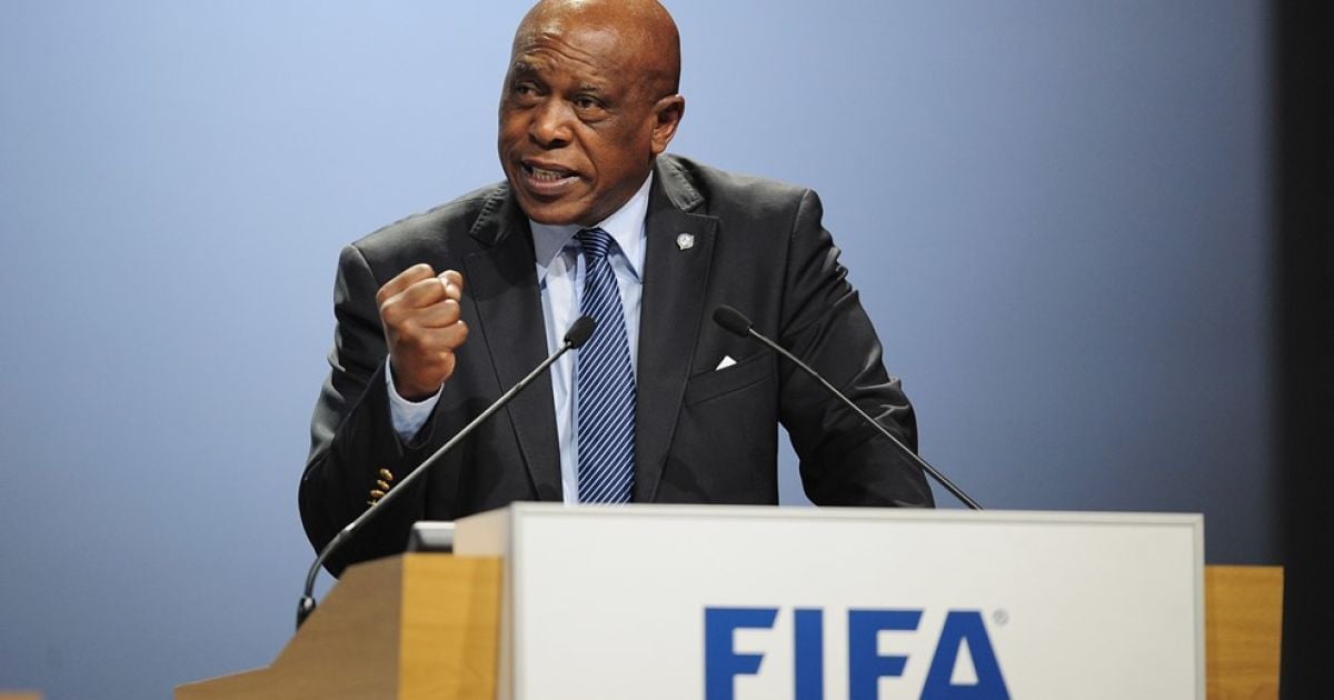 Токіо Сексвале став кандидатом в президенти ФІФА від ПАР.