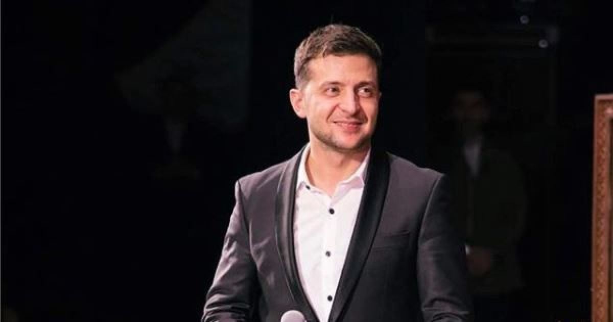 "Спортсмен" Зеленский показал активные отжимания с гантелями