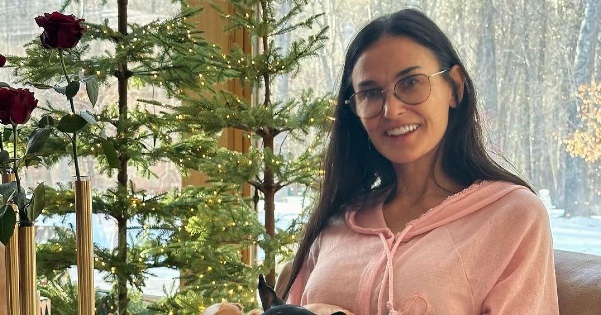 Демі Мур незвично відсвяткувала Різдво