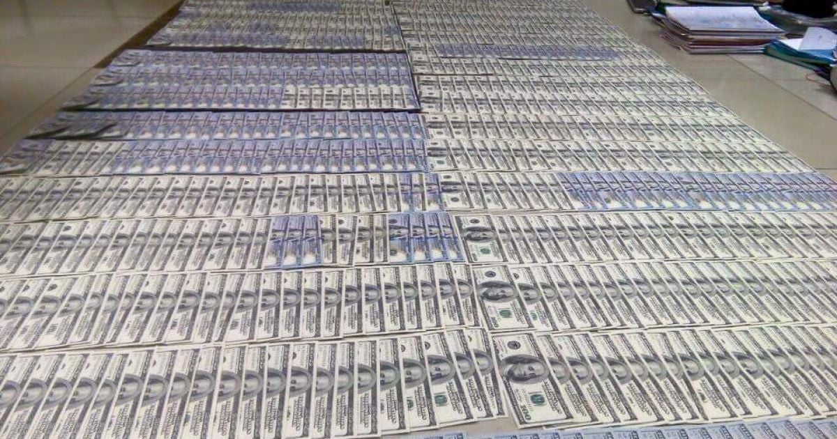 Взятки задержанных чиновников