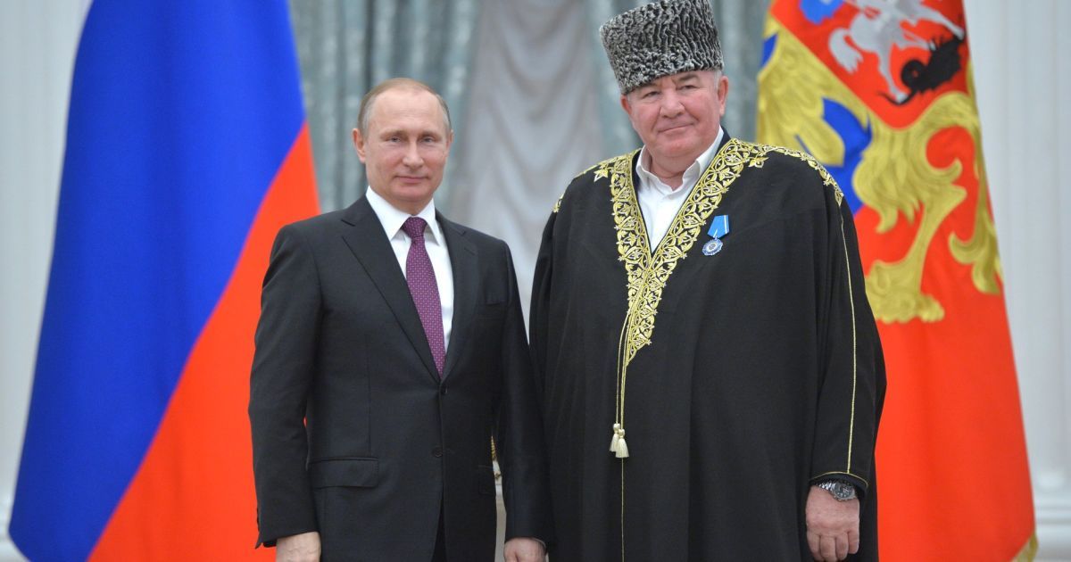 Російський муфтій пояснив ідею жіночого обрізання жартом