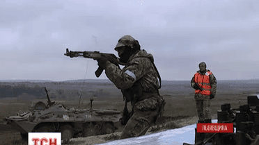 Міністри оборони п’ятьох держав інспектують заняття з вогневої підготовки на Яворівському полігоні