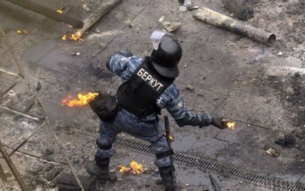 "Беркут" на Майдане. Как киевляне реагируют на появление бойца с георгиевской лентой