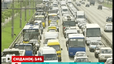 Петицію про скасування розмитнення авто має розглянути Президент
