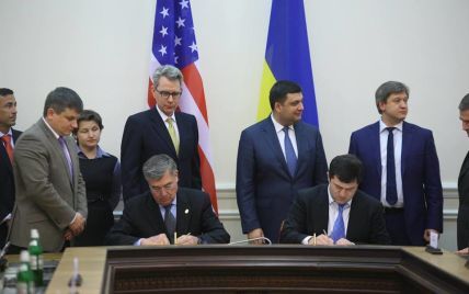 Україна та США підписали договір про співпрацю між митними адміністраціями