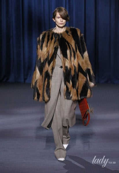 Коллеекция Givenchy прет-а-порте сезону осінь-зима 2018-2019 / © East News