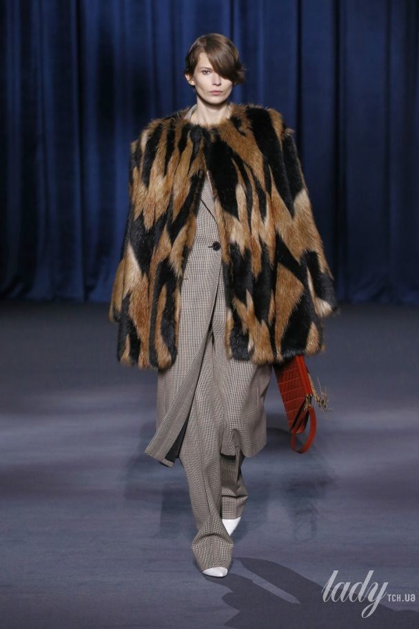 Коллеекция Givenchy прет-а-порте сезону осінь-зима 2018-2019 / © East News