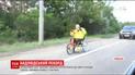 Українець з інвалідністю намагається встановити унікальний рекорд з триатлону