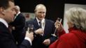 Во время выступления Путина на словах про "доверительные отношения" полностью отключился свет