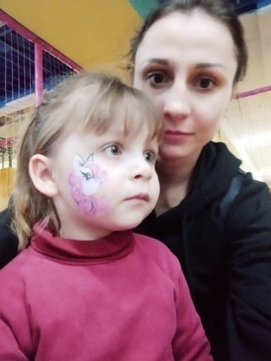 У Тернополі зникла жінка з 2-річною дитиною: що відомо (фото)
