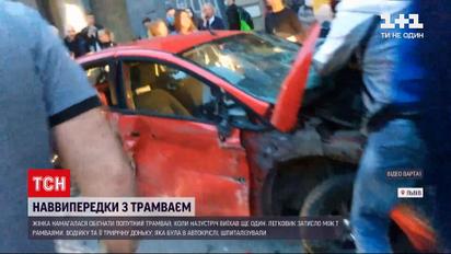 Новини України: у Львові водійка зіткнулася одразу з двома трамваями