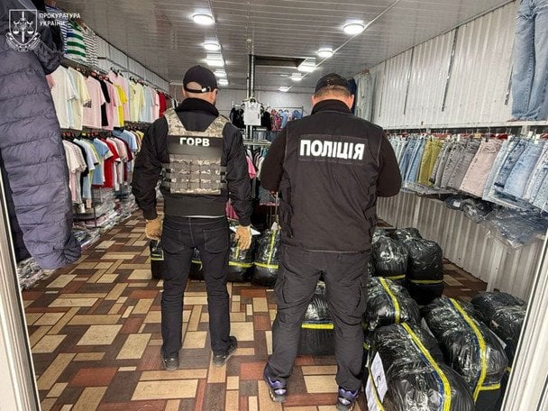 В Одесі викрито продаж 50 тонн гуманітарної допомоги на понад 40 млн грн: фото