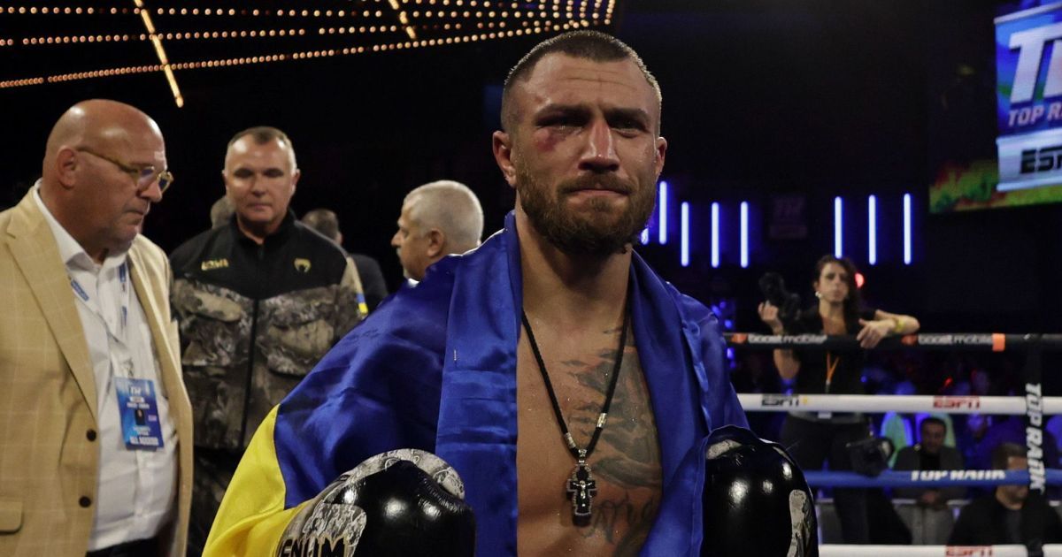 "Дивно, що на фото не російський спецназ": Ломаченко привітав із Днем ЗСУ та нарвався на критику