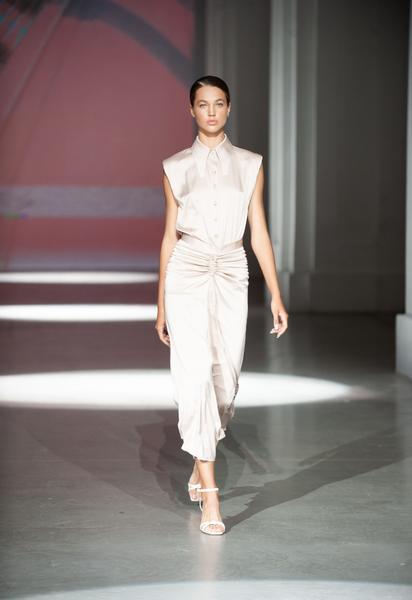 Показ VOROZHBYT & ZEMSKOVA/fashionweek.ua