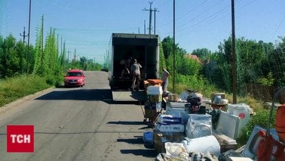 «Душа болить за дітей»: драматичні кадри евакуації з пекла