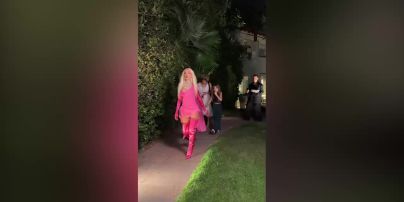 Кристина Агилера похудела на 18 кило и ошеломила внешним видом.