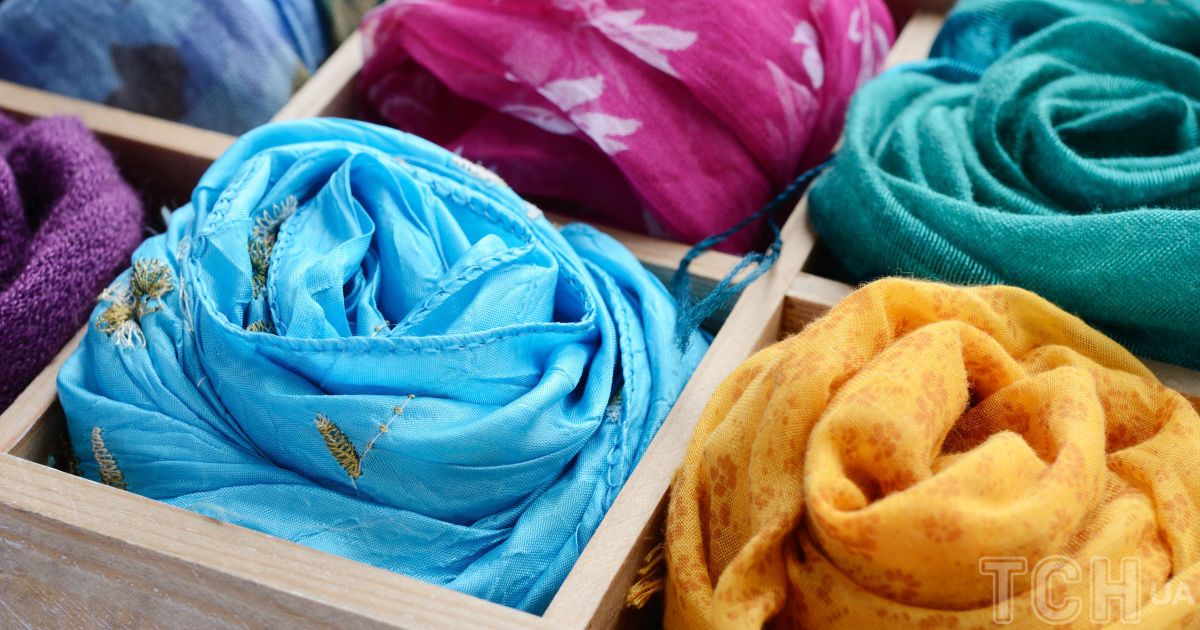 Як замінити шапку шарфом