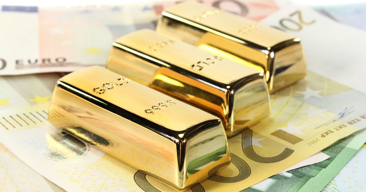 Золотовалютные резервы НБУ выросли до почти 13 миллиардов долларов