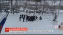 В Татарстане силовики учились разгонять толпу на старшеклассниках