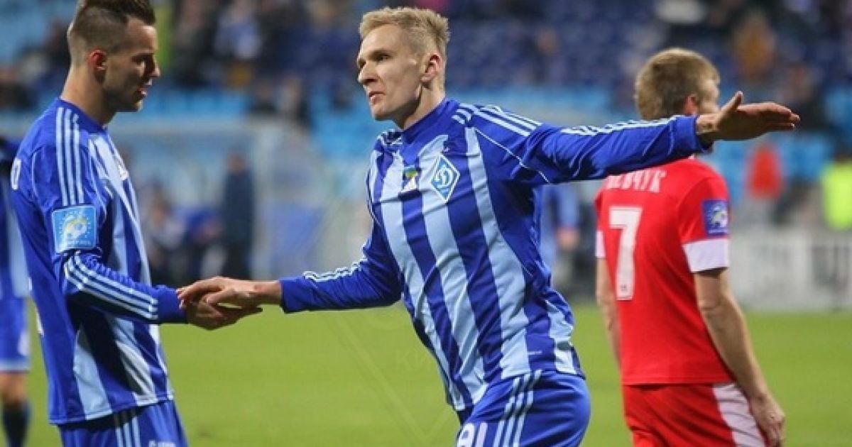 Теодорчик празднует гол за "Динамо"