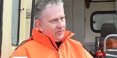 Хорватский волонтер подарил украинскому госпиталю реанимобиль