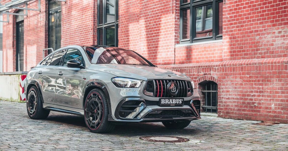 Brabus представили найшвидший в світі кросовер: розганяється до "сотні" за понад 3 секунди