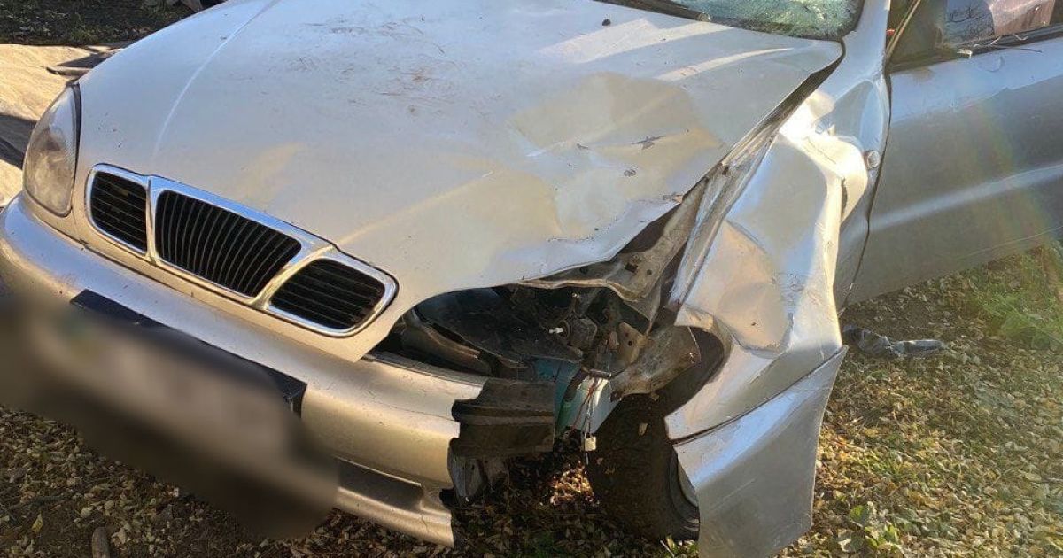 Під Києвом п’яний водій під наркотиками на Daewoo Lanos наїхав на 14-річну дівчину і втік: фото