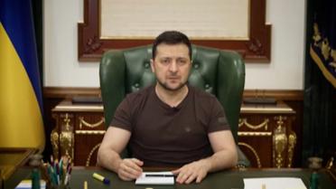 Володимир Зеленський у зверненні розповів про "зелені коридори" та обвинувачення з боку Росії.