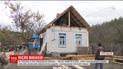 На Черниговщине люди самостоятельно восстанавливают дома, поврежденные взрывами на арсенале боеприпасов