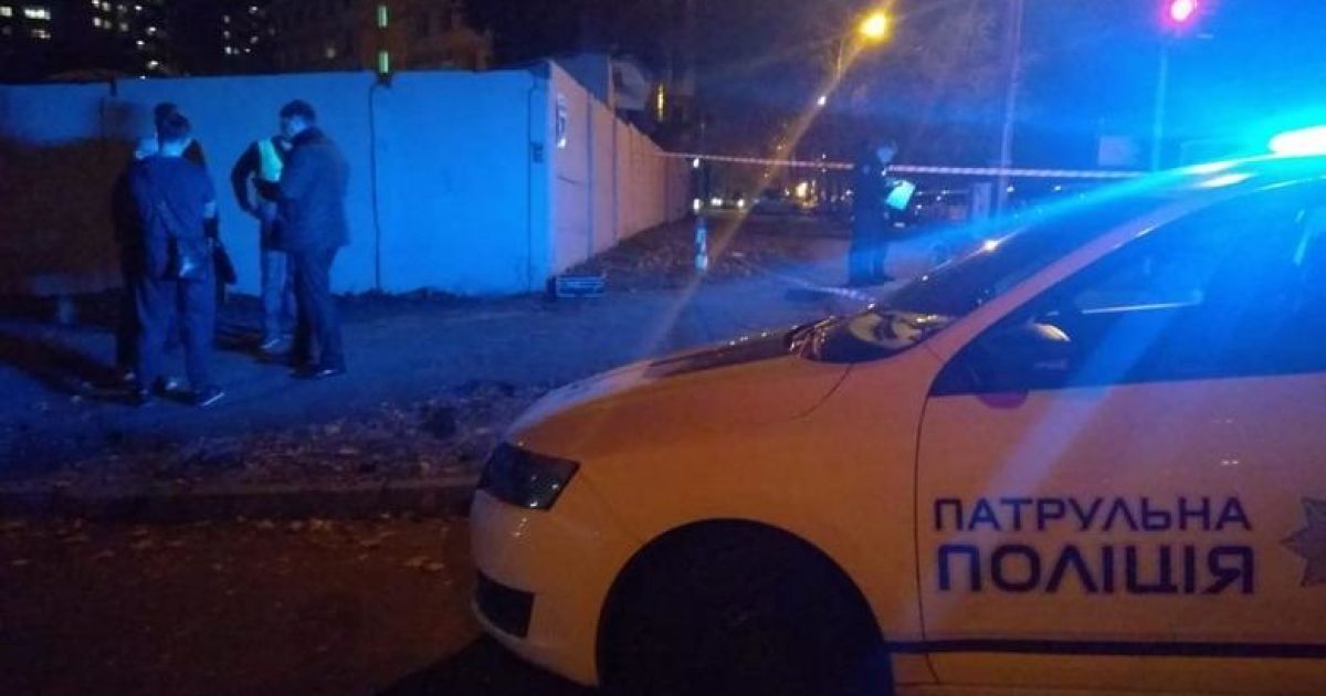 У Києві на вулиці вбили чоловіка: нападники вистрелили кілька разів і зникли