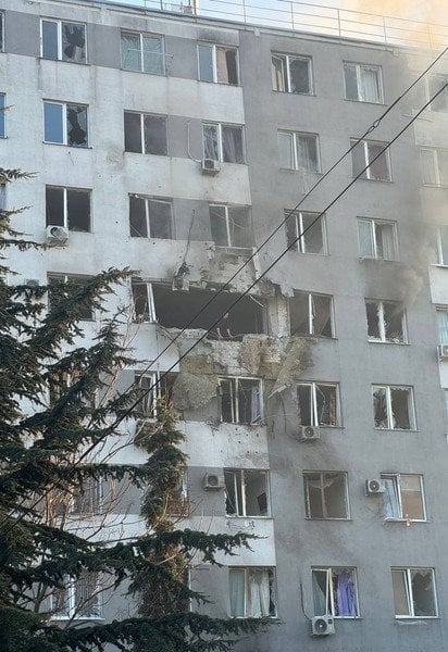 Пошкоджений будинок в Одесі