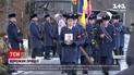 На Донбасі прощалися з українським розвідником Станіславом Запорожцем | Новини України