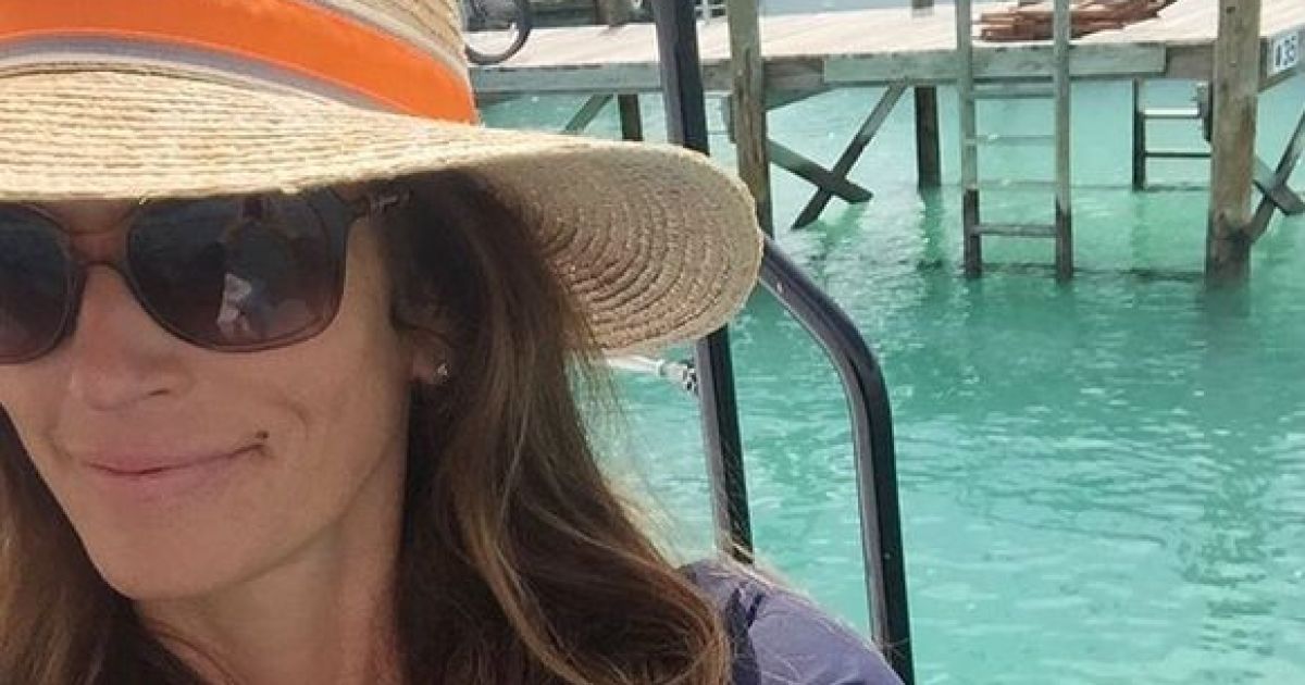 Синди Кроуфорд на отдыхе с семьей