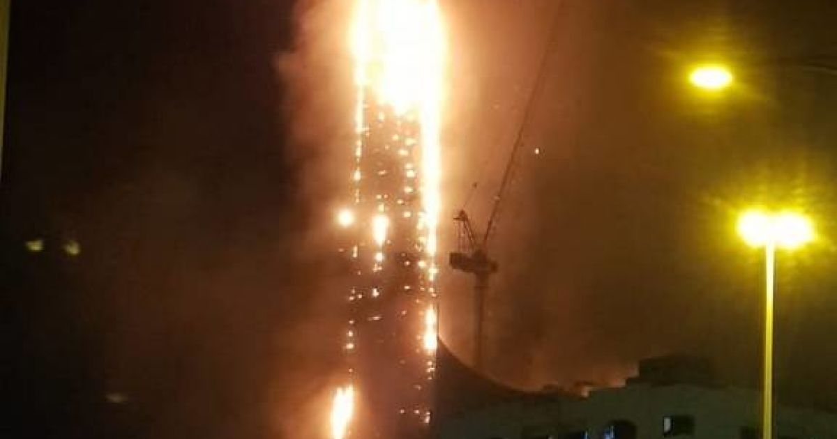палає хмарочос в ОАЕ
