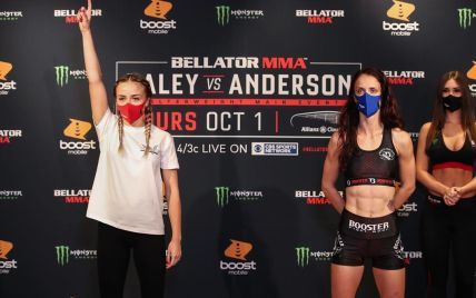 "Хруст скорпиона": девушка-боец заставила соперницу сдаться редким приемом в MMA