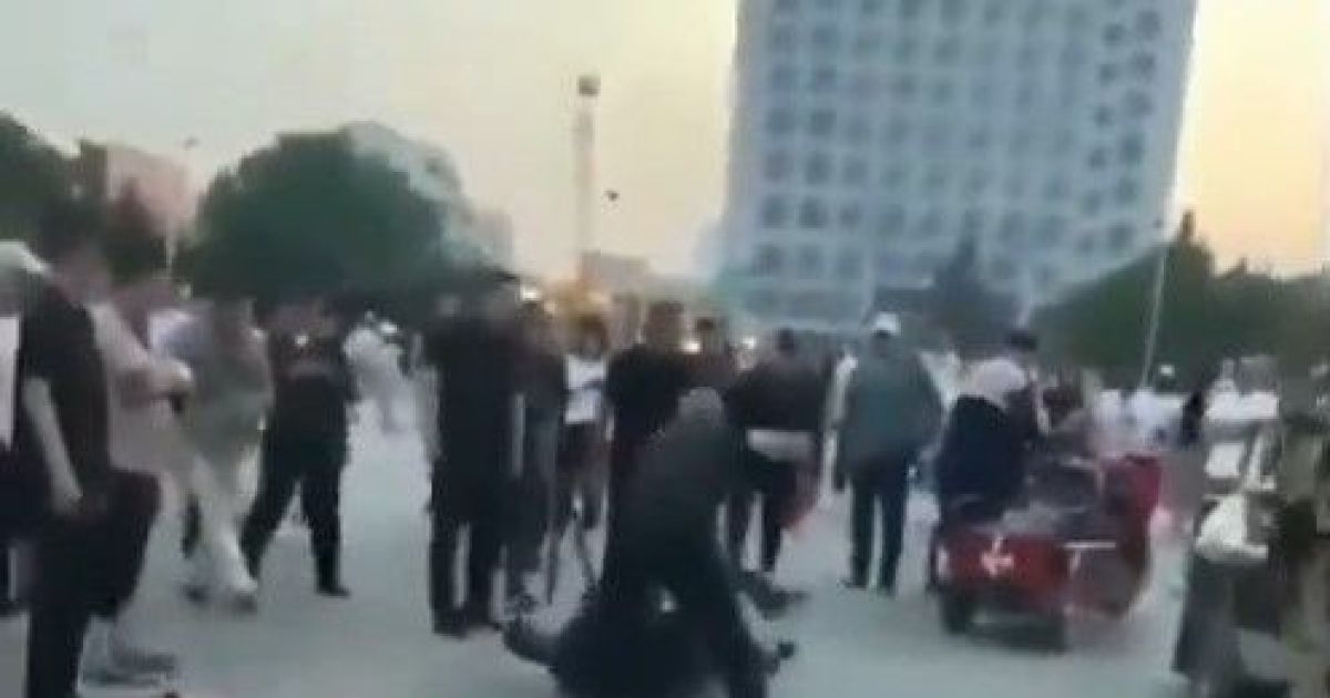 Чоловік зарізав вуличного танцівника