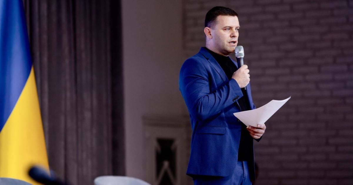 У Вінниці зібрали підписи за петицію, яка забороняє політикам і чиновникам піаритись на допомозі ЗСУ за кошти вінничан