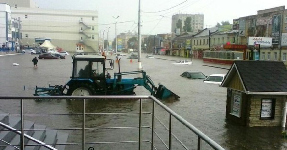 Курск оказался под водой после сильнейшего в этом году ливня. / © vk.com/mdk