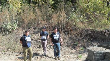 За отводом украинских танков наблюдали представители ОБСЕ и журналисты. / © Facebook/пресс-центр штаба АТО