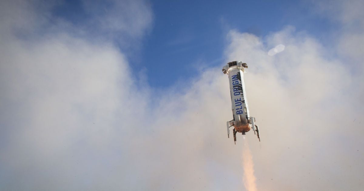 Ракета New Shepard компании Blue Origin достигла высоты 103,369 метра. / © Blue Origin