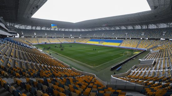 Початок матчу "Шахтаря" в УПЛ відкладено через повітряну тривогу, поєдинок "Дніпра-1" перервано