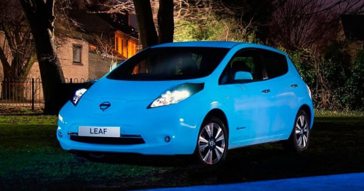Nissan Leaf будет светиться в темноте (видео)