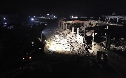 "Похоже на землетрясение": в Днепре произошел мощный взрыв на заводе